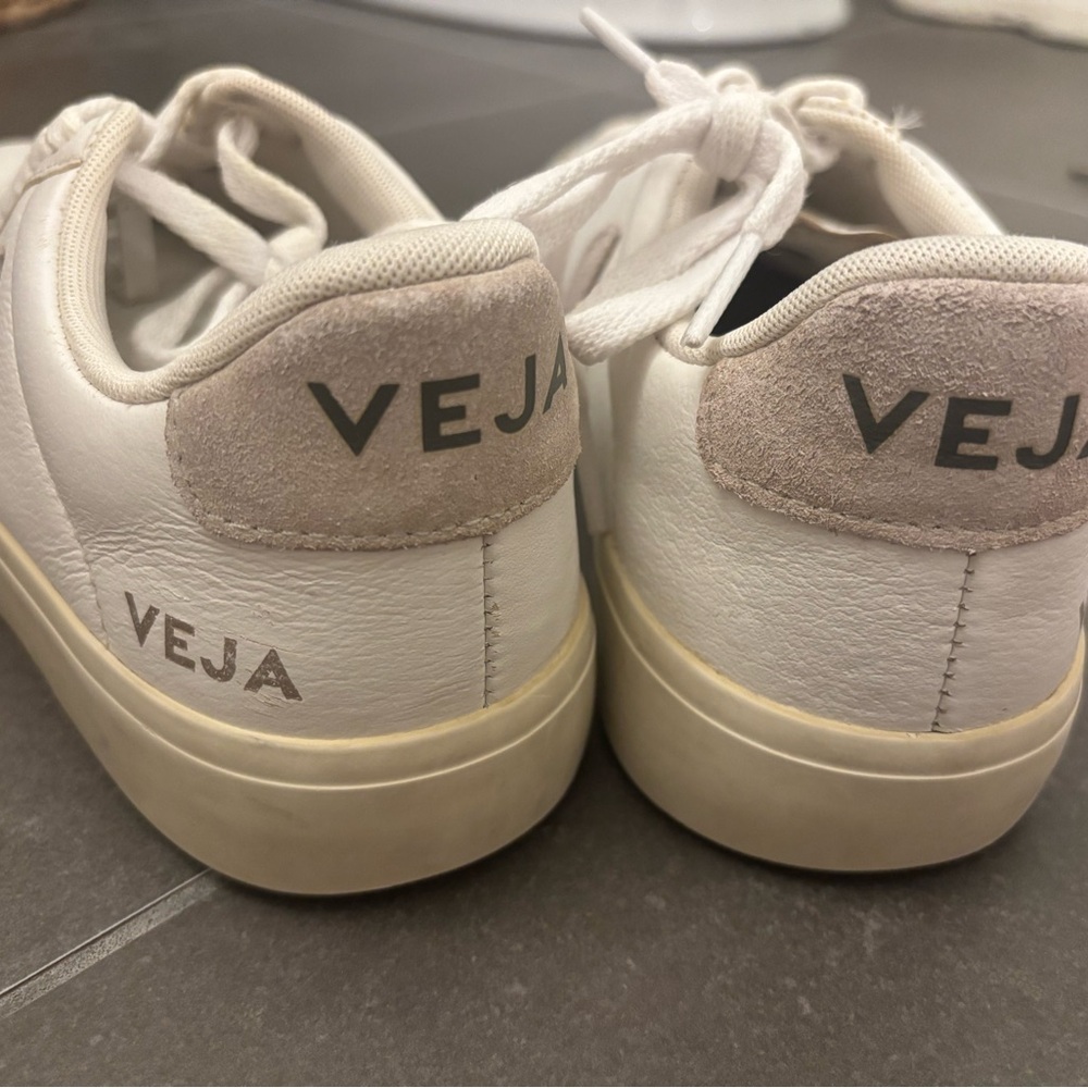 Veja Campo Sneakers - Picture 6 of 7